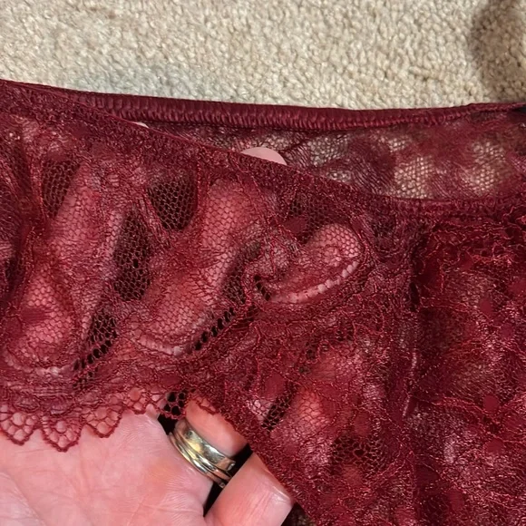 Intimissimi Deep Red Lace Panties - Picture 2 of 7
